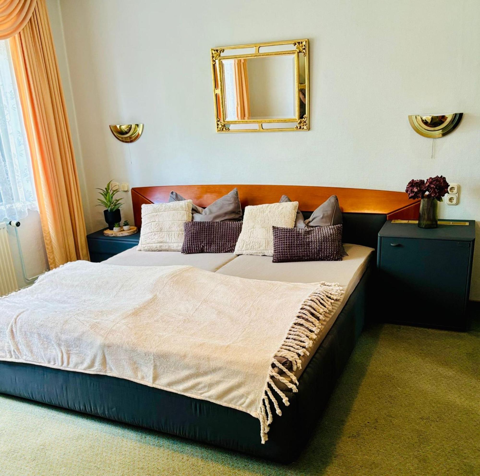 Themenhotel Rehlein 탈레 외부 사진